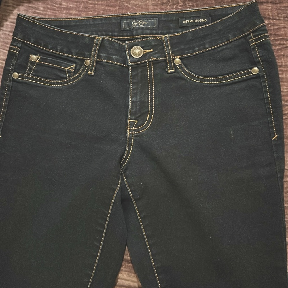 Jessica Simpson, Kiss Me Jeggings